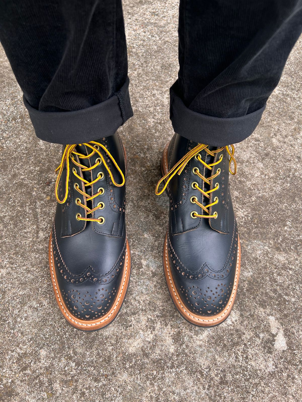 Photo by itsyaboisqueak on August 29, 2025 of the Tricker's Stow Country Boot in Horween Black Chromexcel.