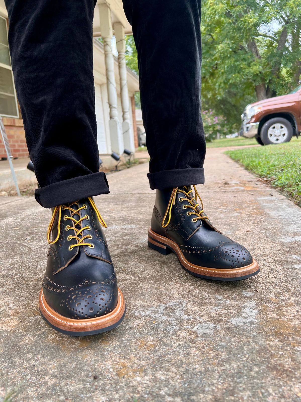 Photo by itsyaboisqueak on August 29, 2025 of the Tricker's Stow Country Boot in Horween Black Chromexcel.