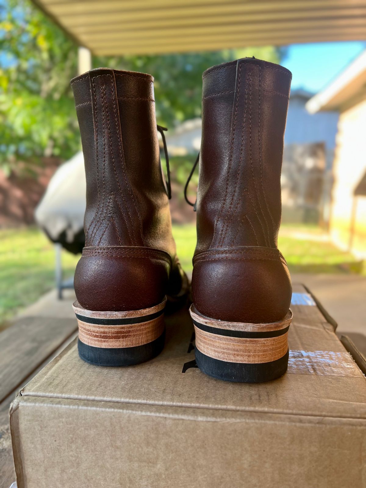 Photo by itsyaboisqueak on November 1, 2023 of the Nicks MTO in Horween Tan Waxed Flesh.