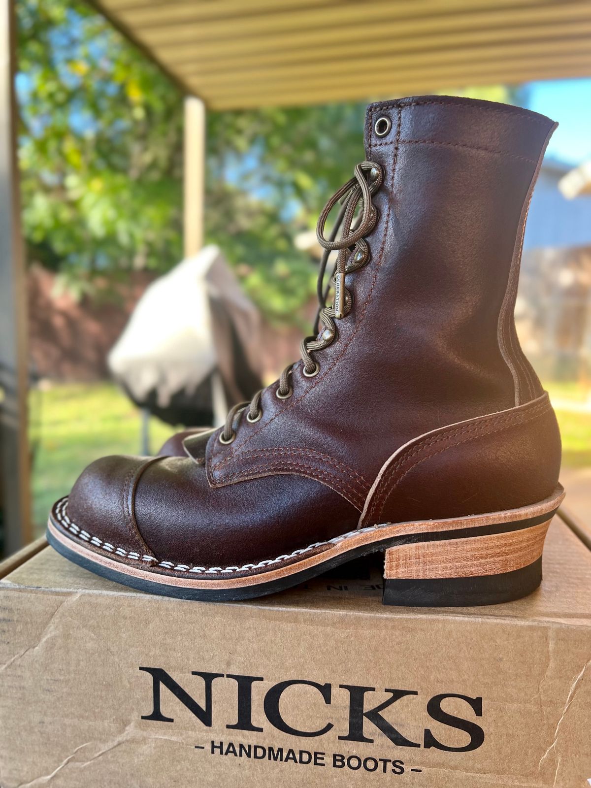 Photo by itsyaboisqueak on November 1, 2023 of the Nicks MTO in Horween Tan Waxed Flesh.