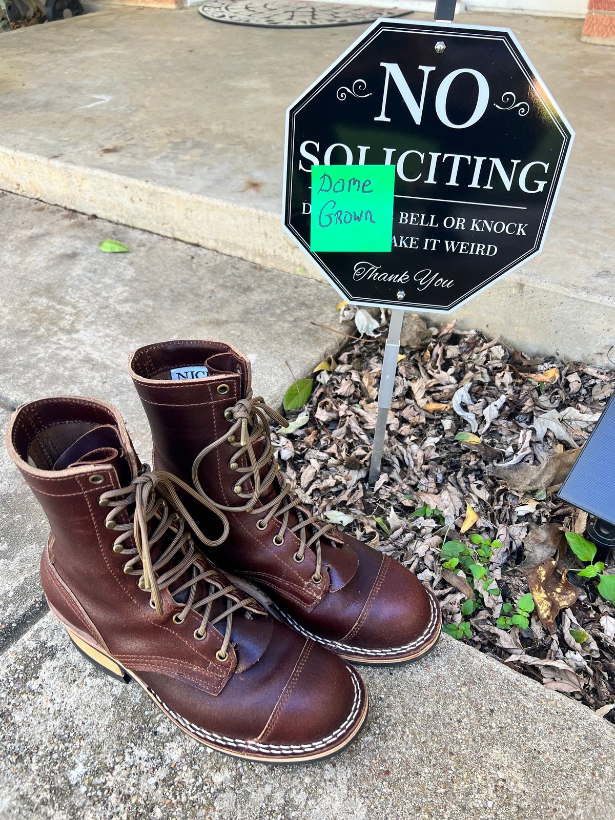 Photo by itsyaboisqueak on November 1, 2023 of the Nicks MTO in Horween Tan Waxed Flesh.