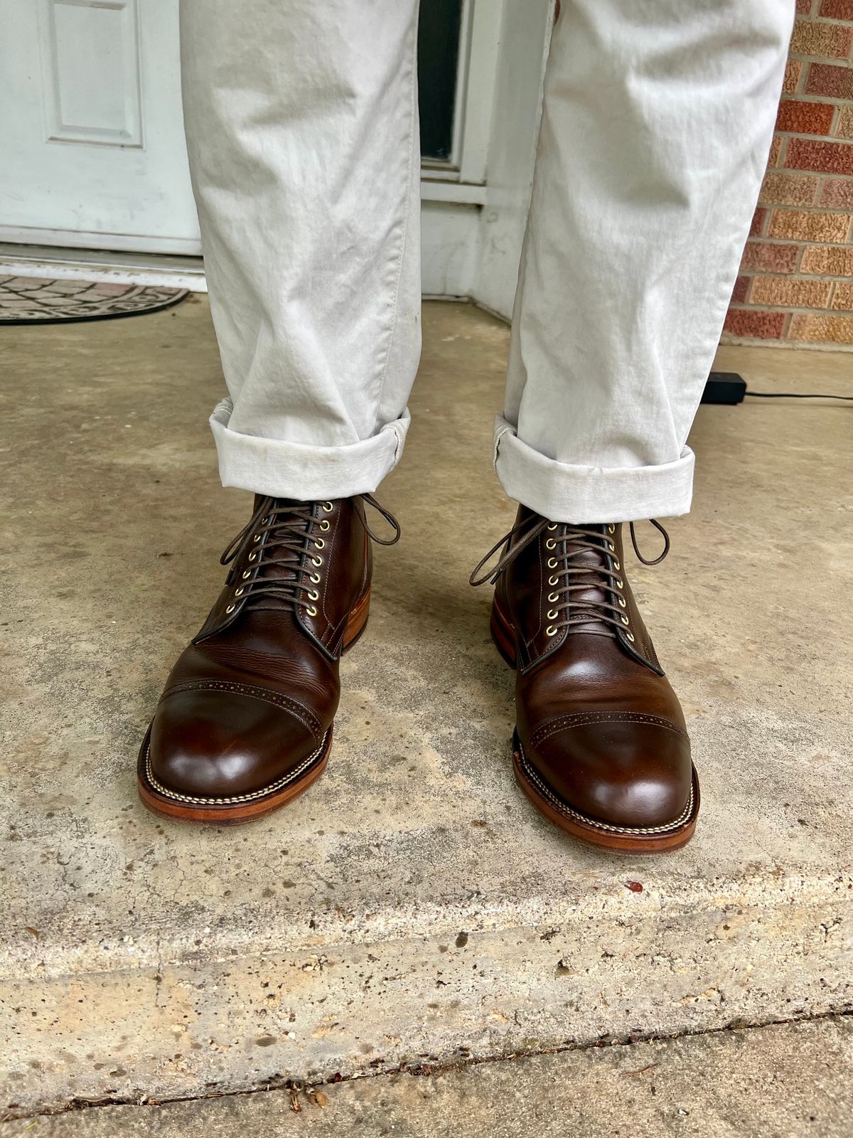 Photo by itsyaboisqueak on April 2, 2025 of the Viberg Service Boot BCT in Gallun Caper Viking Calf.