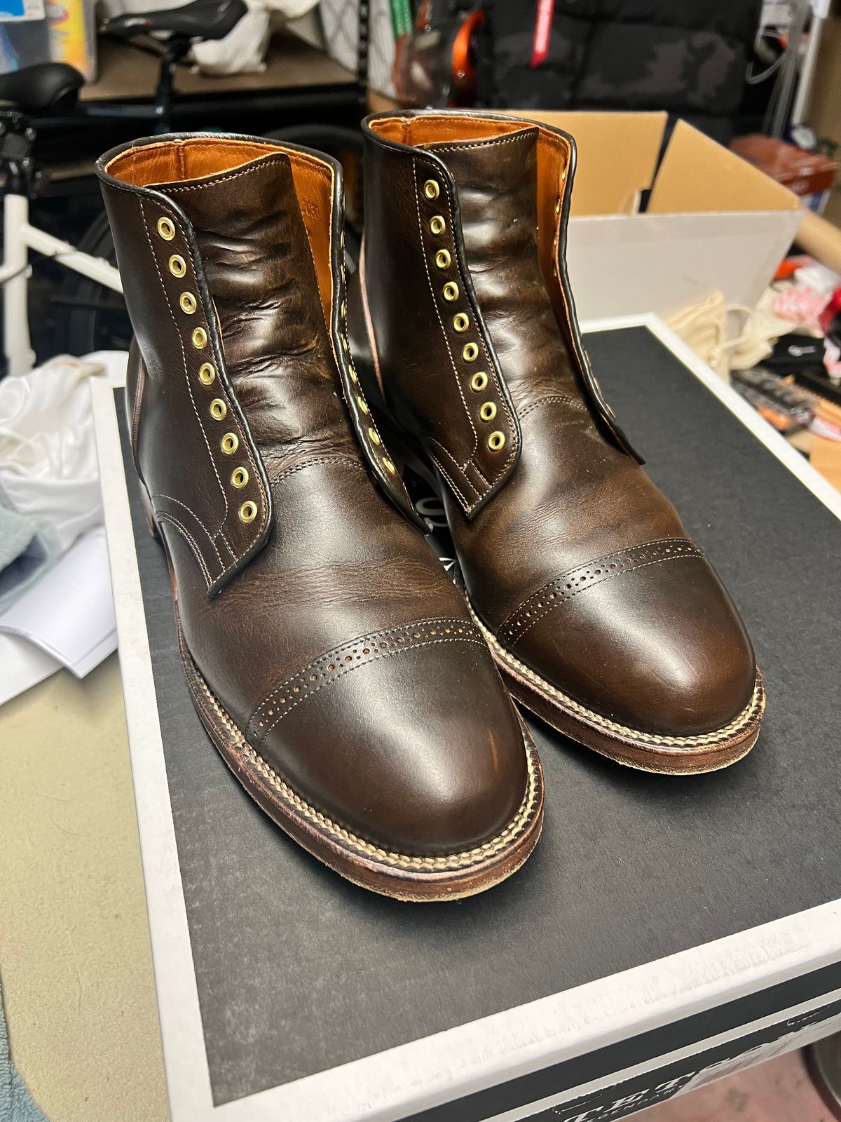Photo by itsyaboisqueak on April 1, 2025 of the Viberg Service Boot BCT in Gallun Caper Viking Calf.
