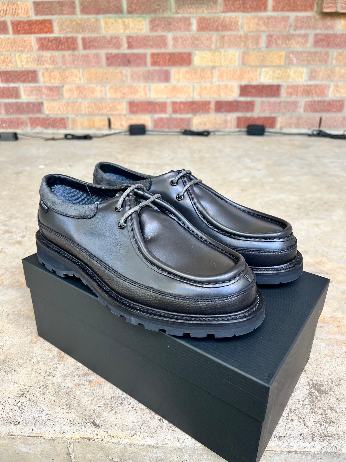 Photo by itsyaboisqueak on June 6, 2025 of the Regal Shoe & Co Haven x REGAL Shoe & Co. Tyrolean Low in ‘Clay’ Cowhide.