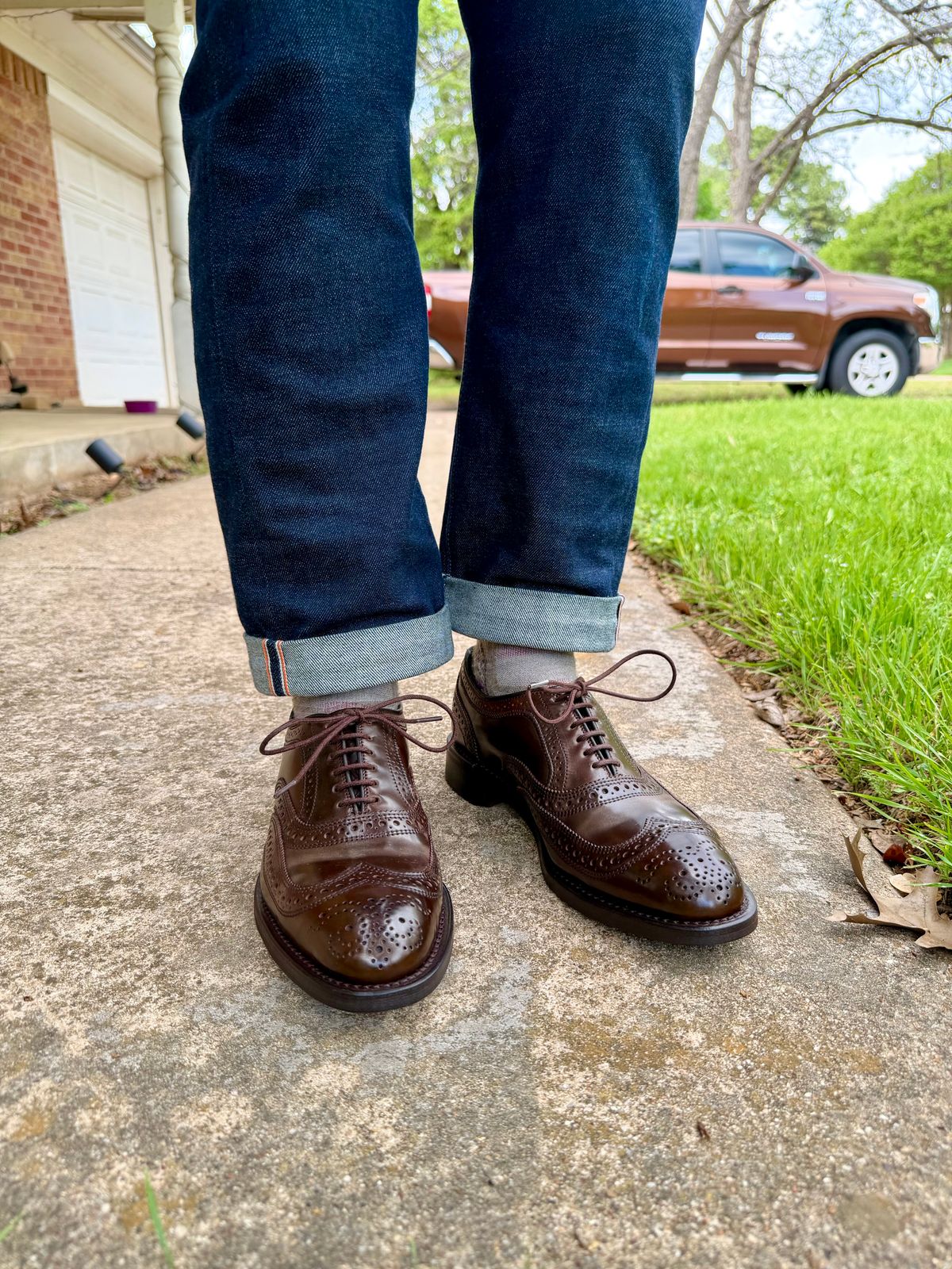 Photo by itsyaboisqueak on April 3, 2026 of the Allen Edmonds Cambridge in Horween Brown Shell Cordovan.