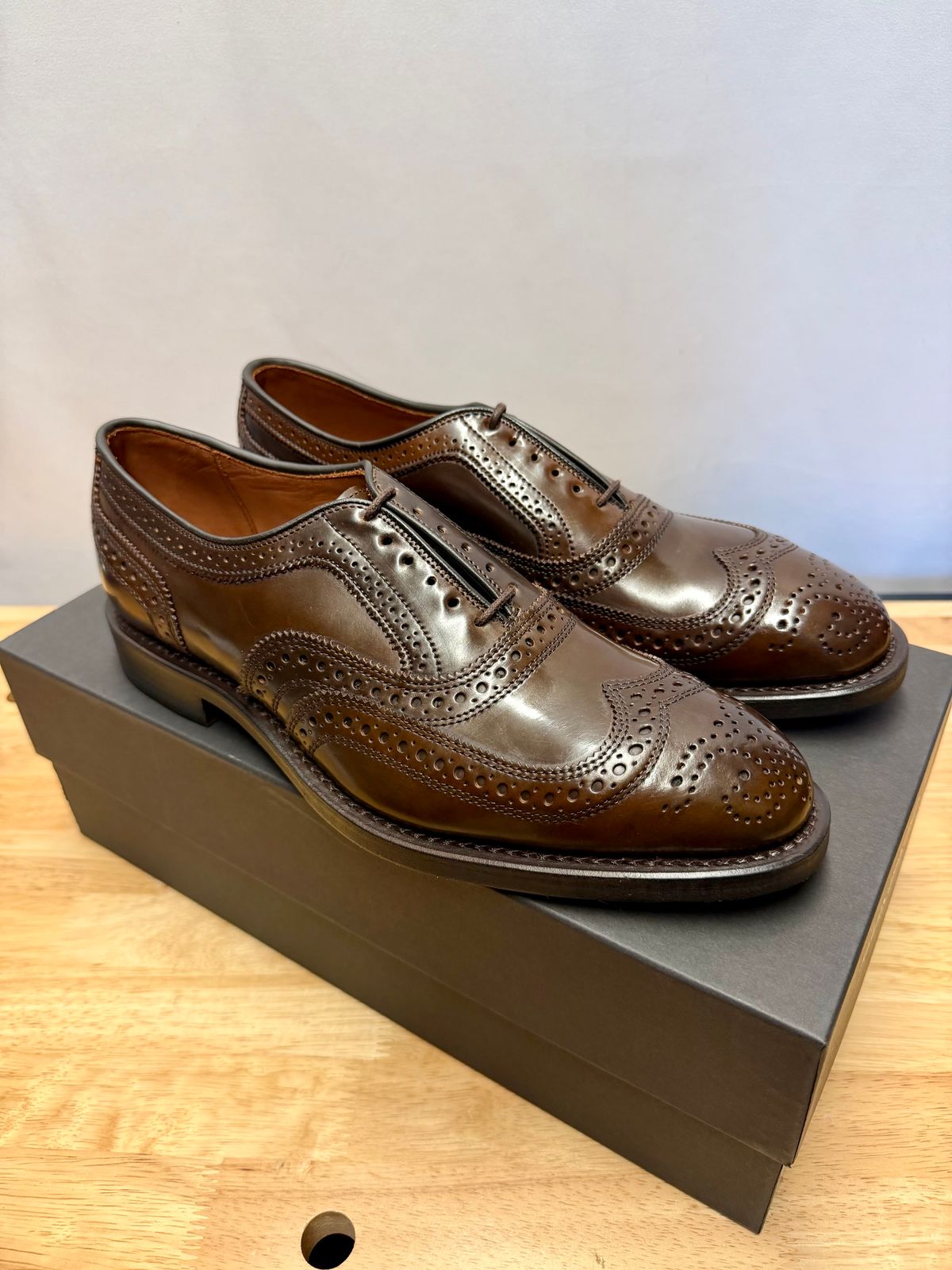 Photo by itsyaboisqueak on April 3, 2026 of the Allen Edmonds Cambridge in Horween Brown Shell Cordovan.
