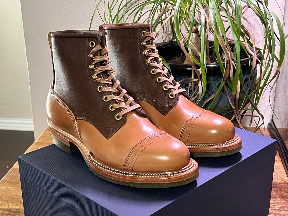 Photo by itsyaboisqueak on July 22, 2024 of the Quan Shoemaker Type 1 Service Boot in Dark Brown Camel & Maryam Fango Horsebutt.