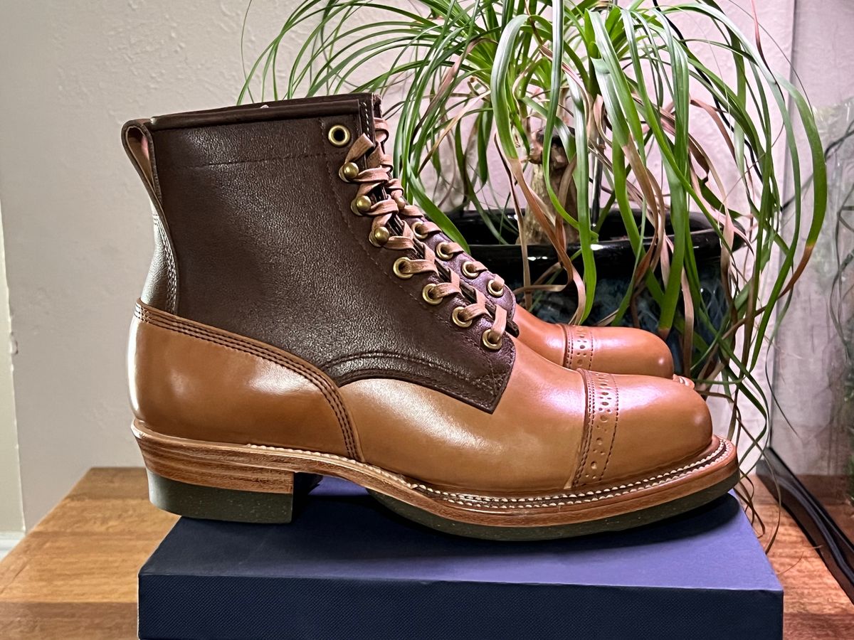 Photo by itsyaboisqueak on July 22, 2024 of the Quan Shoemaker Type 1 Service Boot in Dark Brown Camel & Maryam Fango Horsebutt.