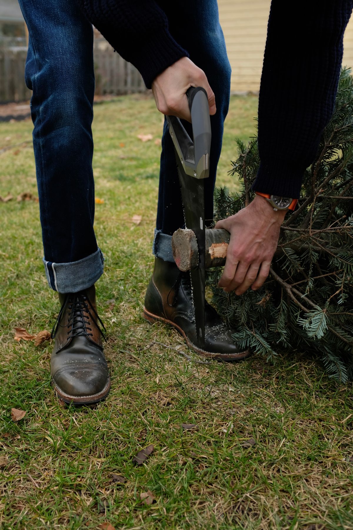 Photo by chromepak.jack on December 5, 2022 of the Viberg Service Boot BCT in Horween Marbled Black Shell Cordovan.