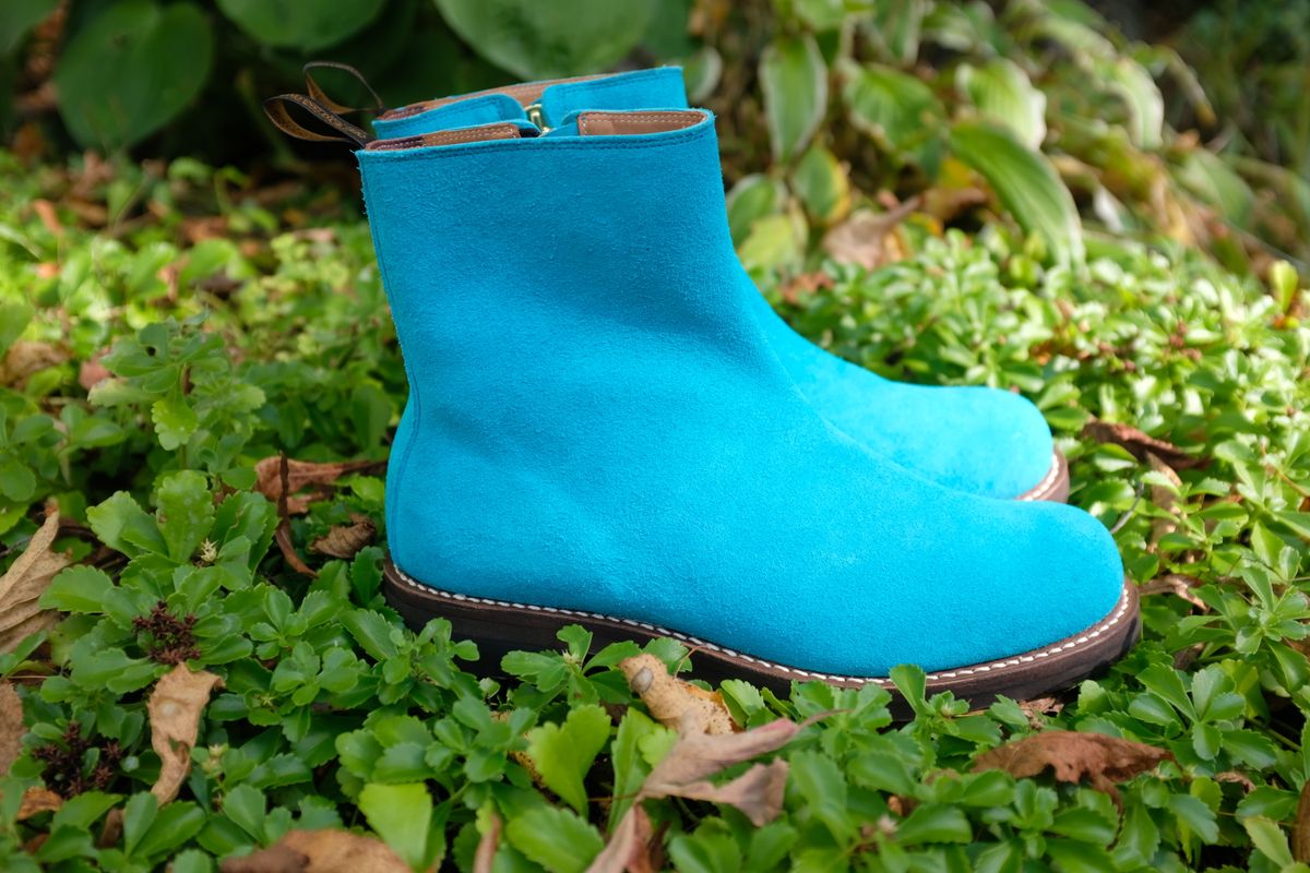 Photo by chromepak.jack on May 21, 2017 of the Rolling Dub Trio Casper Boot in Nakamura Sennosuke Shoten - Turquoise Suede.