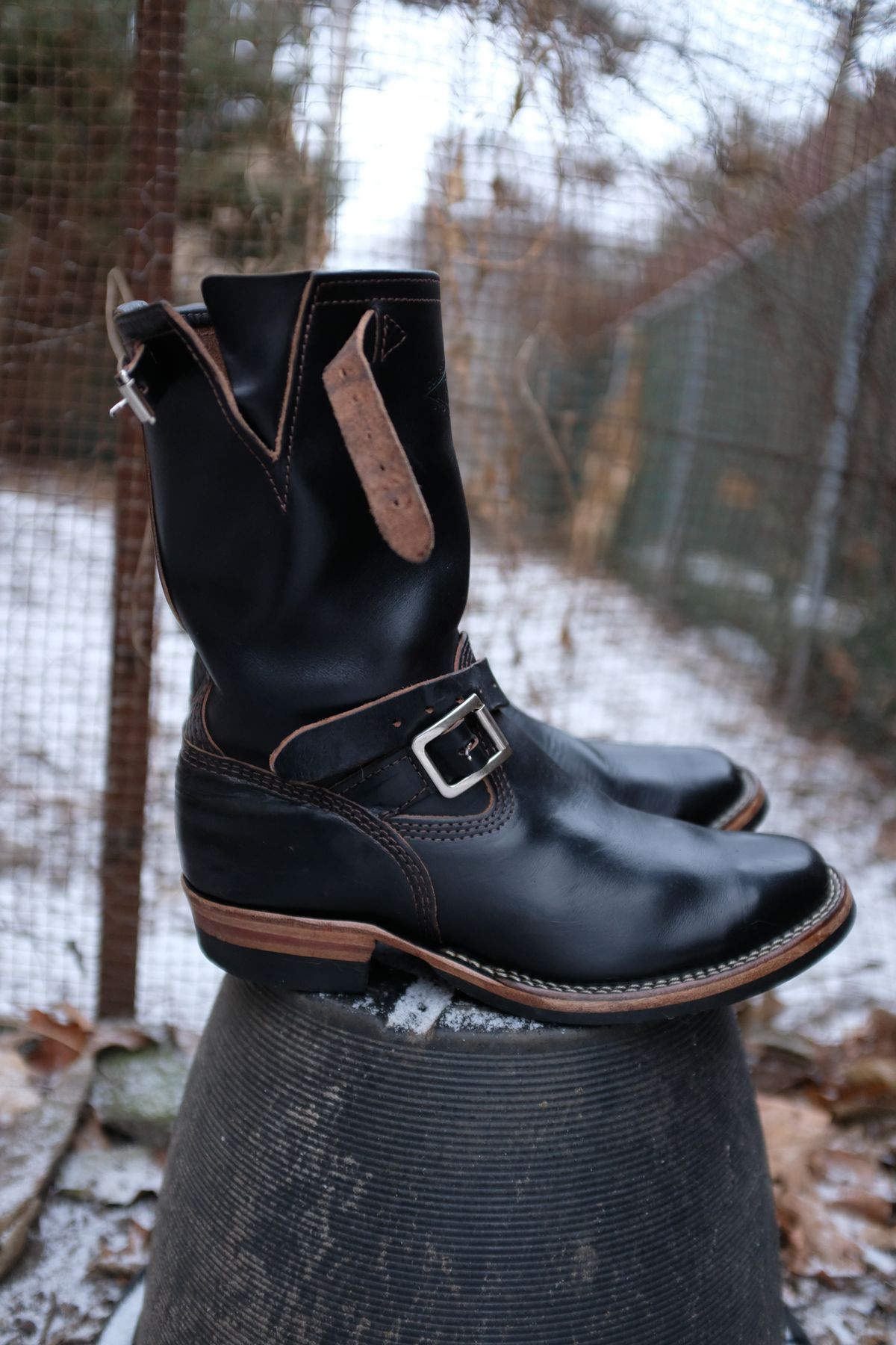 Photo by chromepak.jack on January 6, 2024 of the Wesco Mister Lou in Horween Black Chromexcel Horsehide.