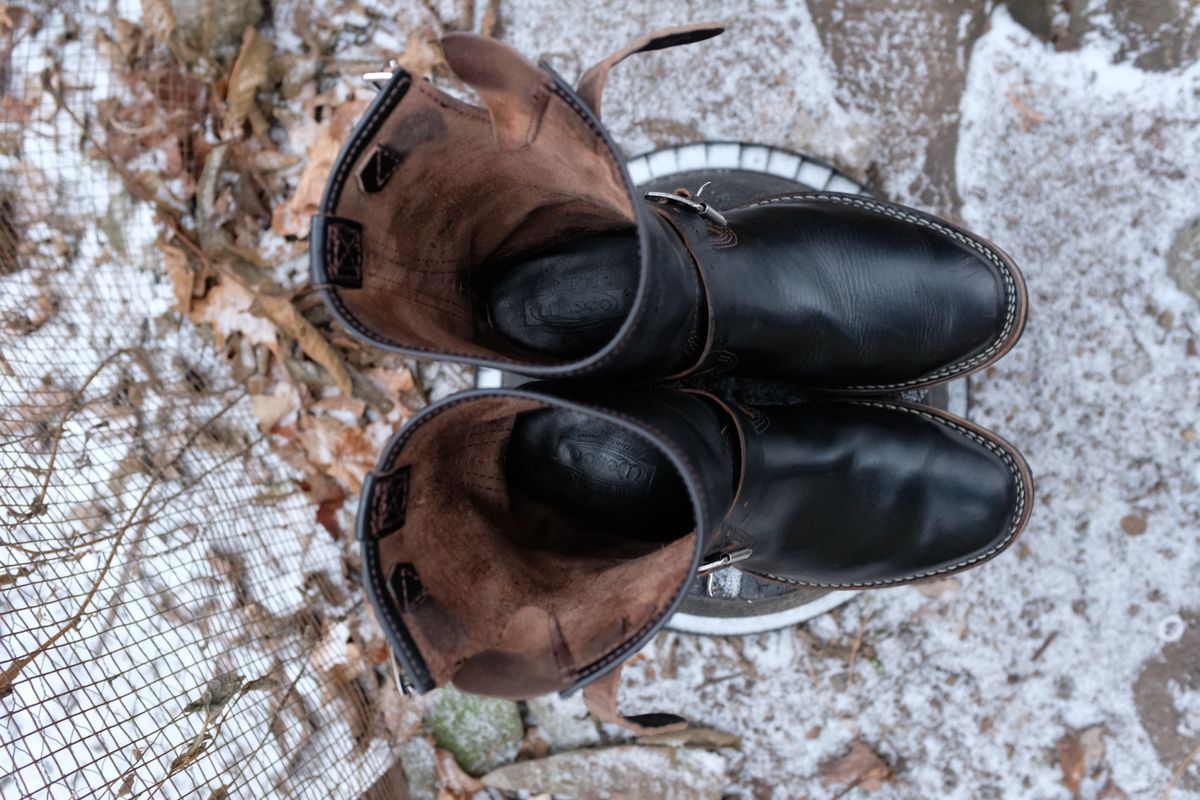 Photo by chromepak.jack on January 6, 2024 of the Wesco Mister Lou in Horween Black Chromexcel Horsehide.