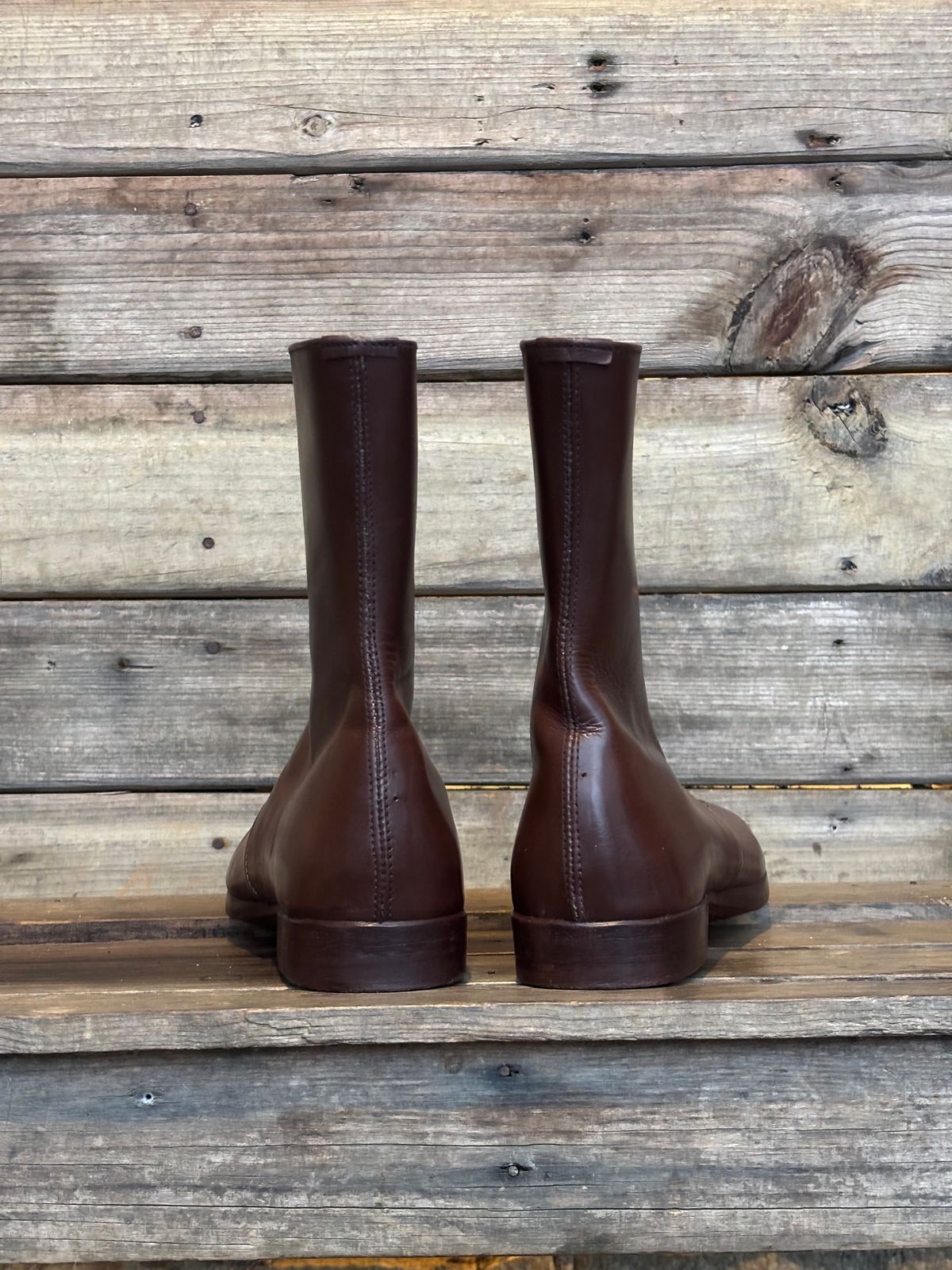 Photo by luutruc07 on November 1, 2025 of the Unknown Maker Unknown Model in Brown Leather.