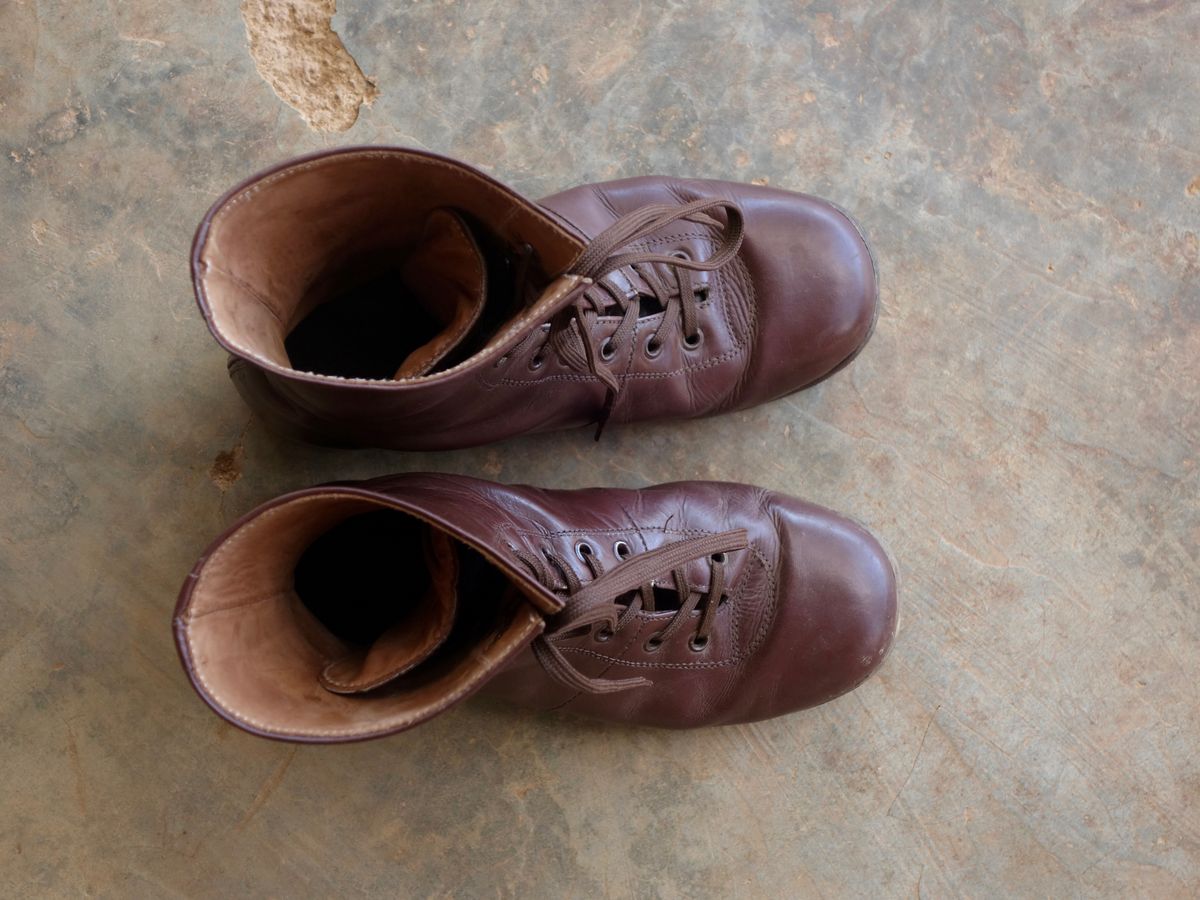 Photo by luutruc07 on January 5, 2026 of the Unknown Maker Unknown Model in Brown Leather.