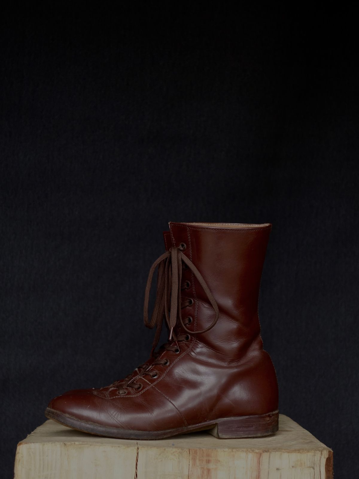 Photo by luutruc07 on February 2, 2026 of the Unknown Maker Unknown Model in Brown Leather.