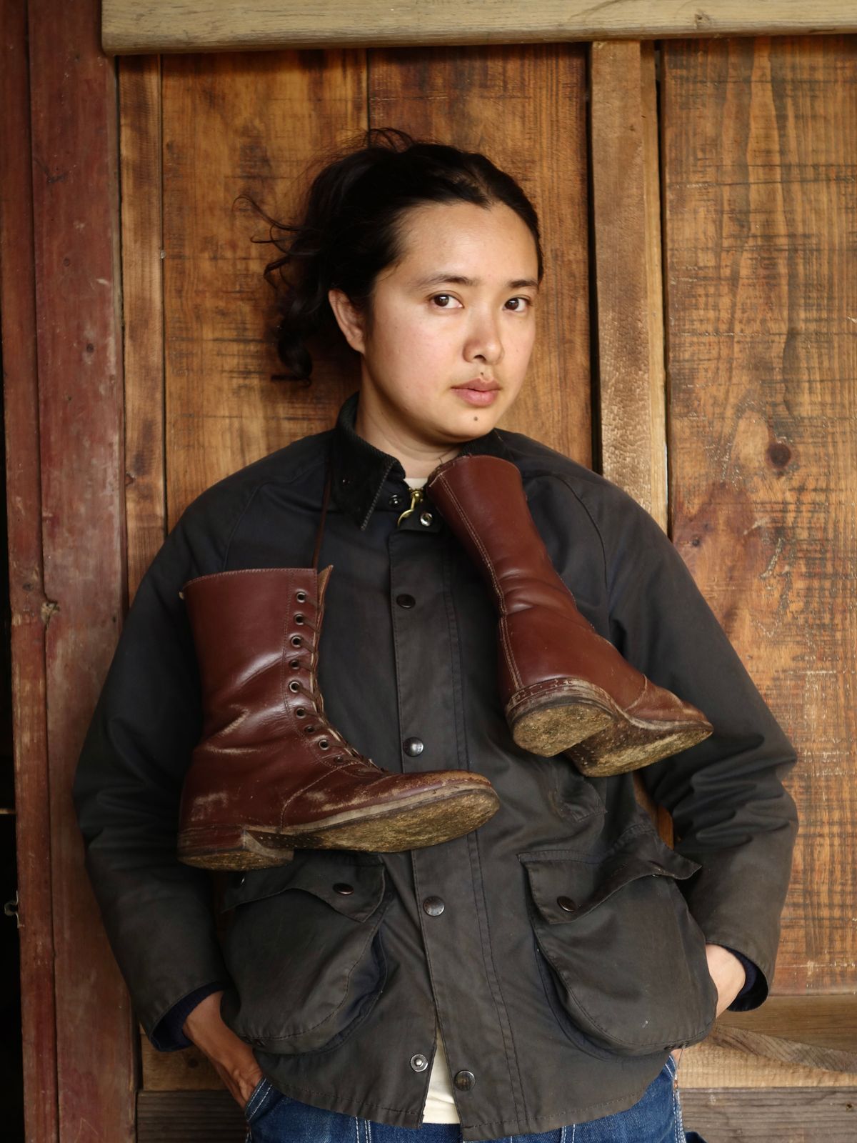 Photo by luutruc07 on March 31, 2026 of the Unknown Maker Unknown Model in Brown Leather.