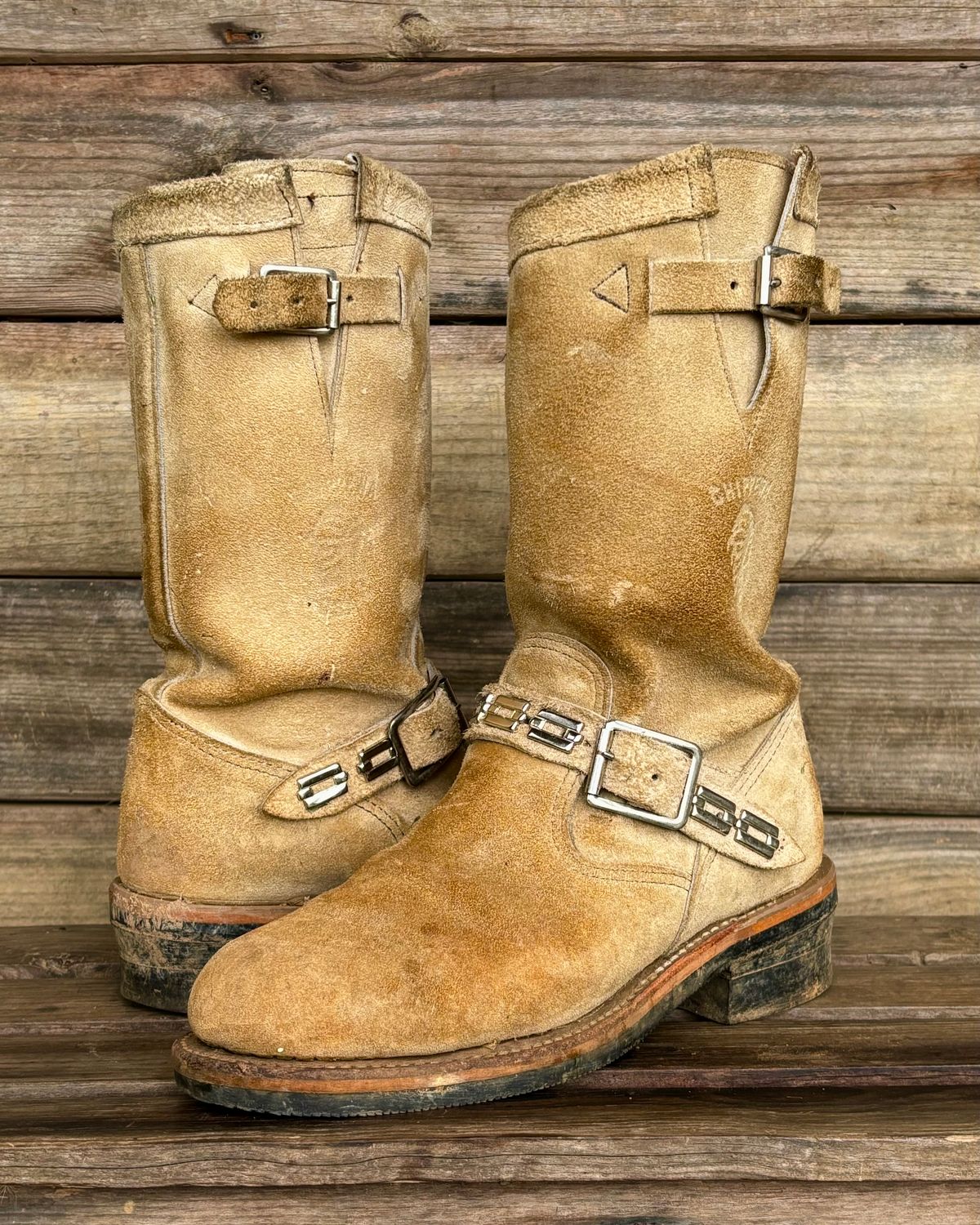 Photo by luutruc07 on December 5, 2024 of the Chippewa 11" Engineer Boot in Laramie Retan.