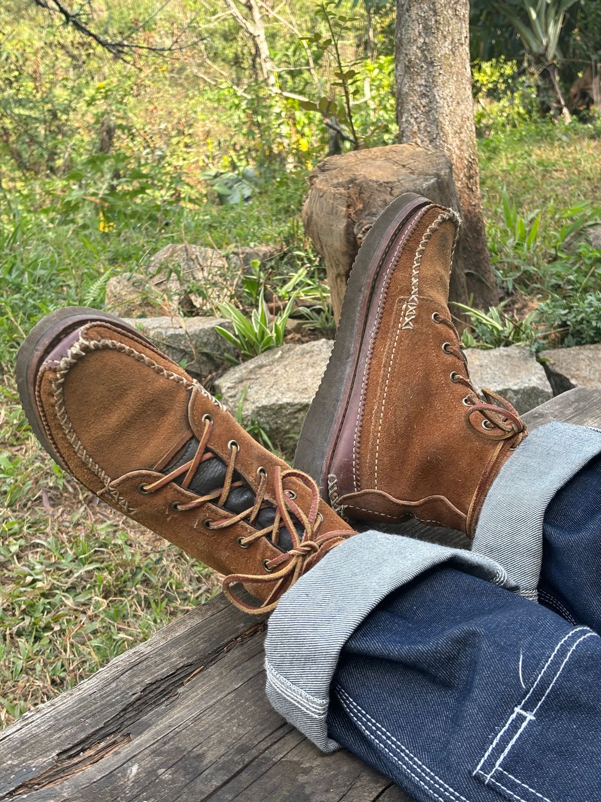 Photo by luutruc07 on January 19, 2024 of the Yuketen Maine Guide DB Boots in Horween Full Grain Flesh-Out.