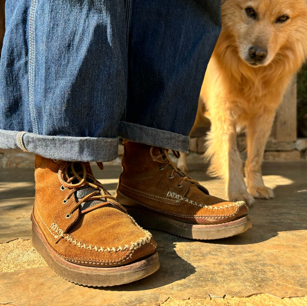 Photo by luutruc07 on March 8, 2024 of the Yuketen Maine Guide DB Boots in Horween Full Grain Flesh-Out.