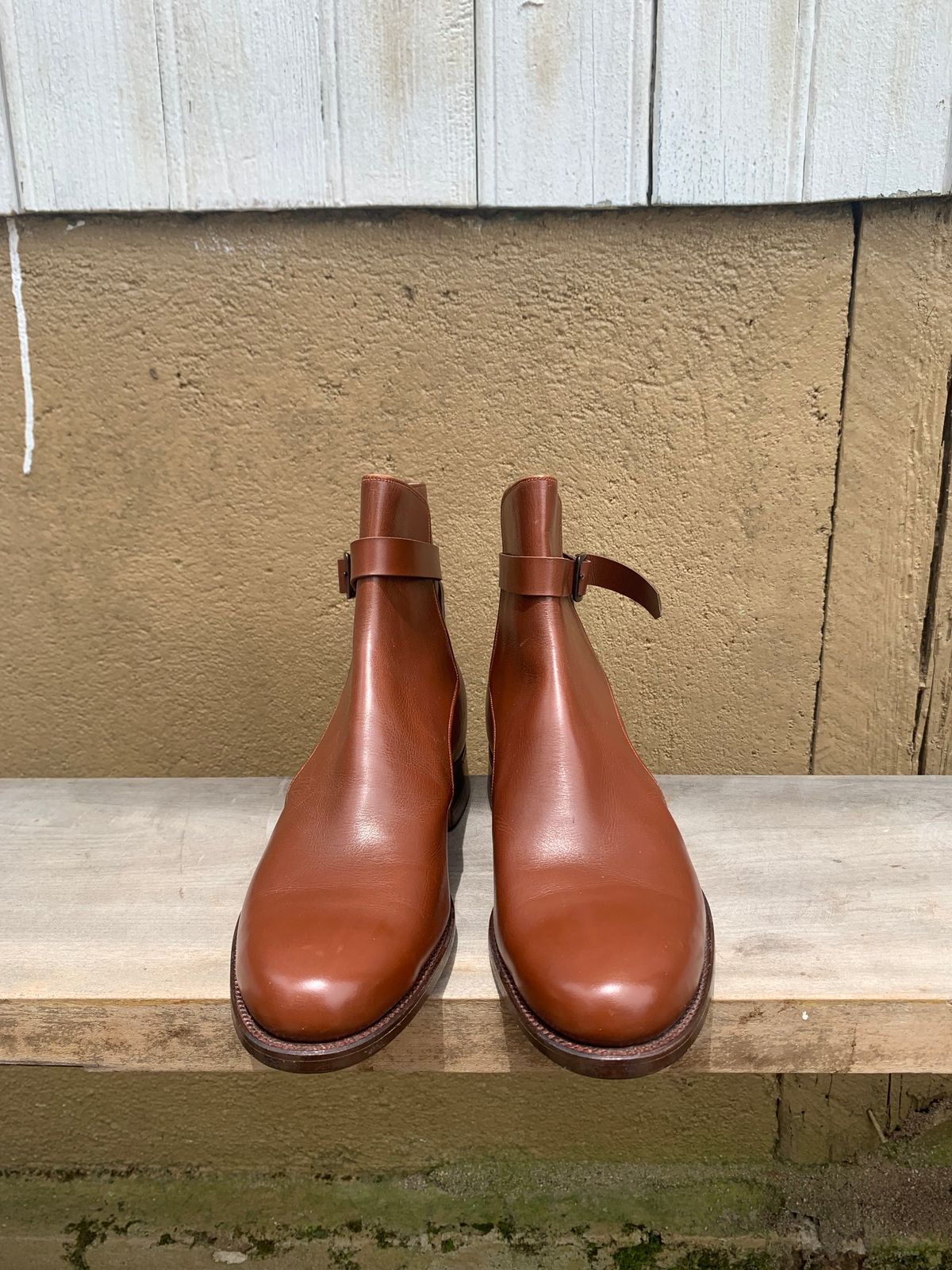 Photo by luutruc07 on October 1, 2023 of the Ring & Brewer Jodhpur in Brown Calf.