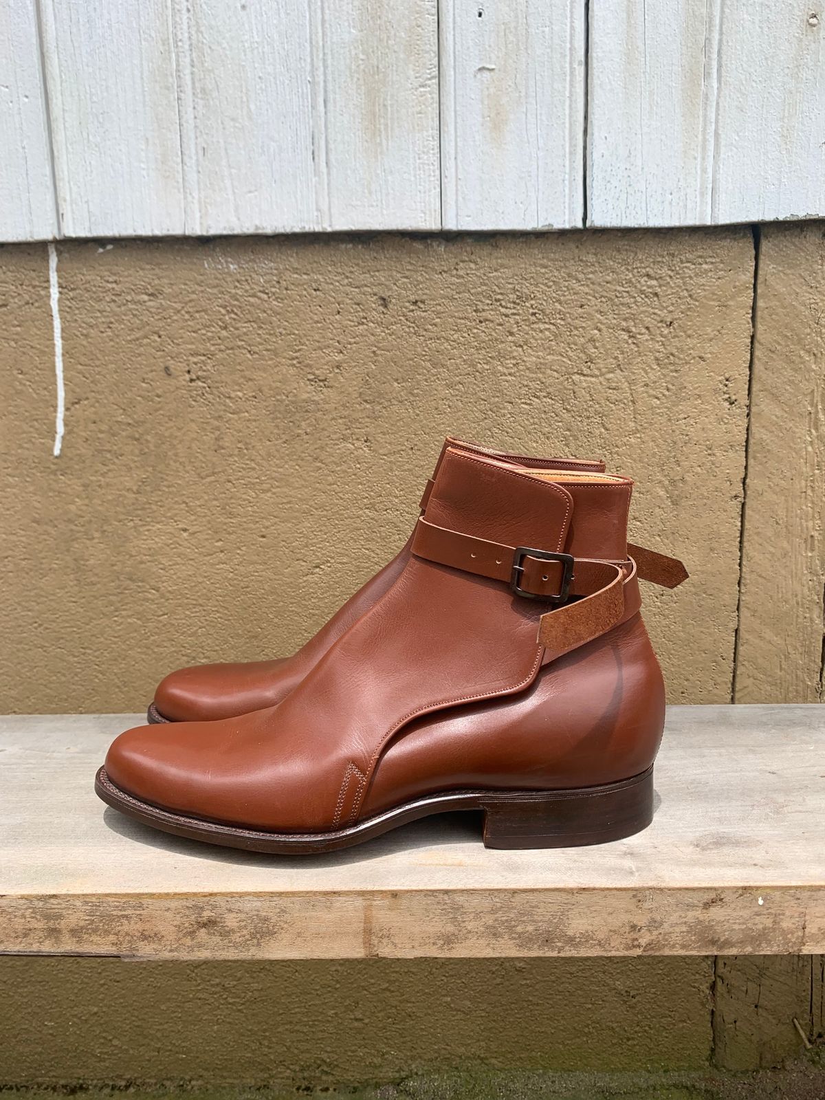 Photo by luutruc07 on October 1, 2023 of the Ring & Brewer Jodhpur in Brown Calf.