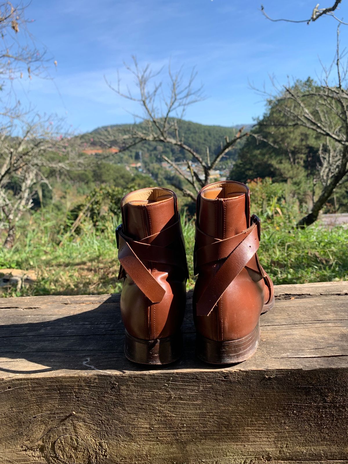 Photo by luutruc07 on January 5, 2024 of the Ring & Brewer Jodhpur in Brown Calf.