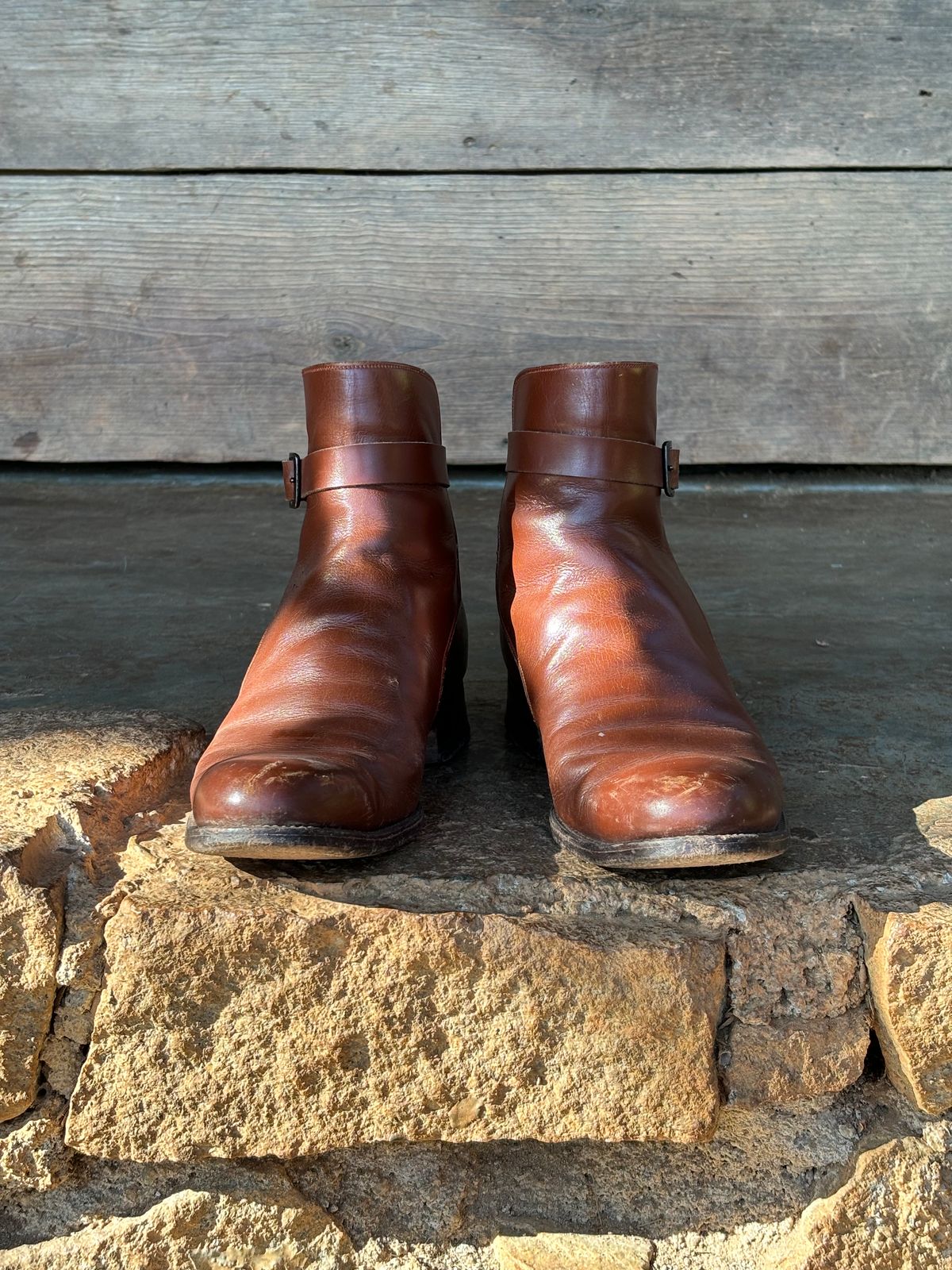 Photo by luutruc07 on February 5, 2024 of the Ring & Brewer Jodhpur in Brown Calf.