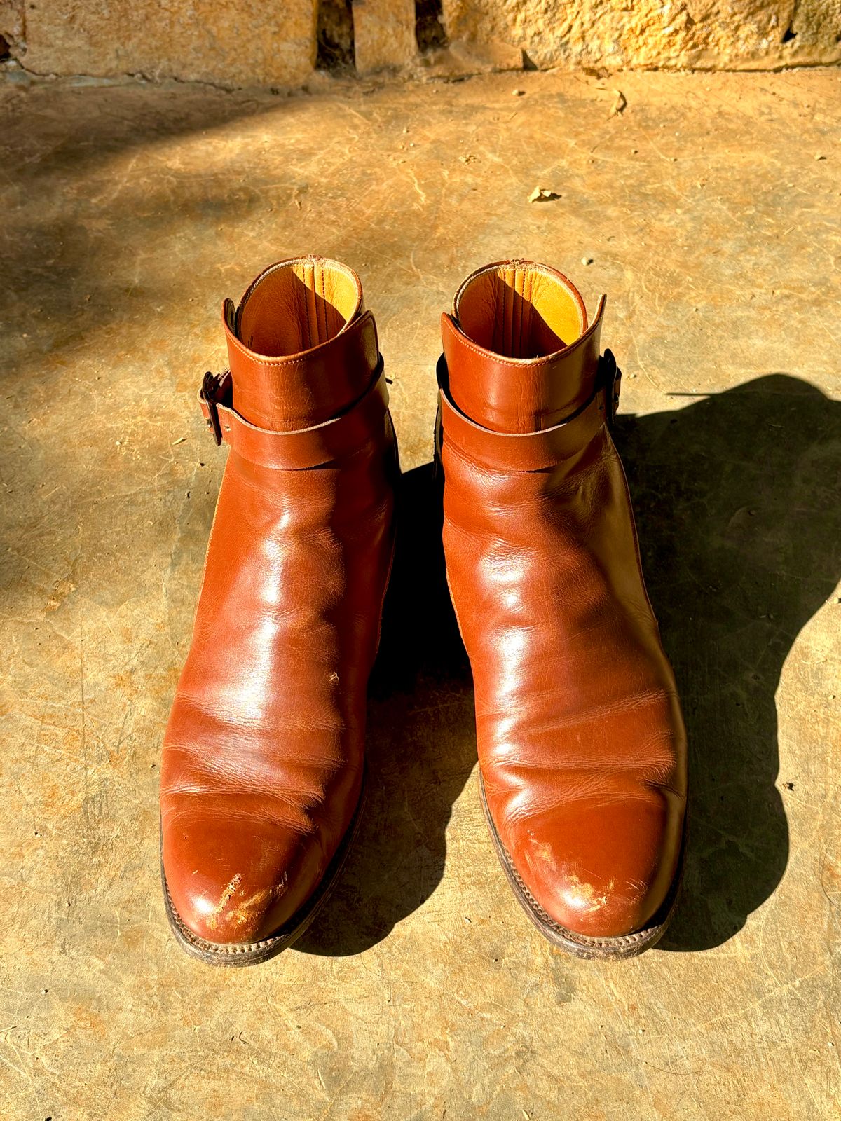 Photo by luutruc07 on March 5, 2024 of the Ring & Brewer Jodhpur in Brown Calf.