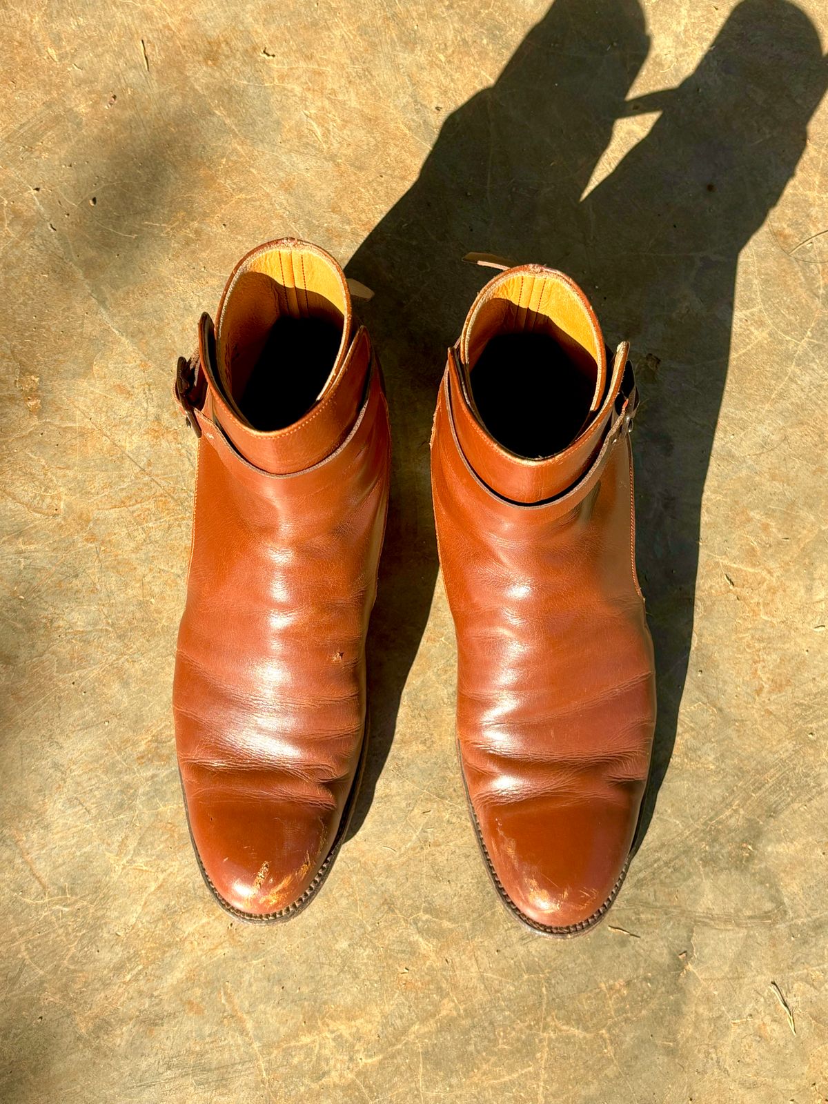 Photo by luutruc07 on March 5, 2024 of the Ring & Brewer Jodhpur in Brown Calf.