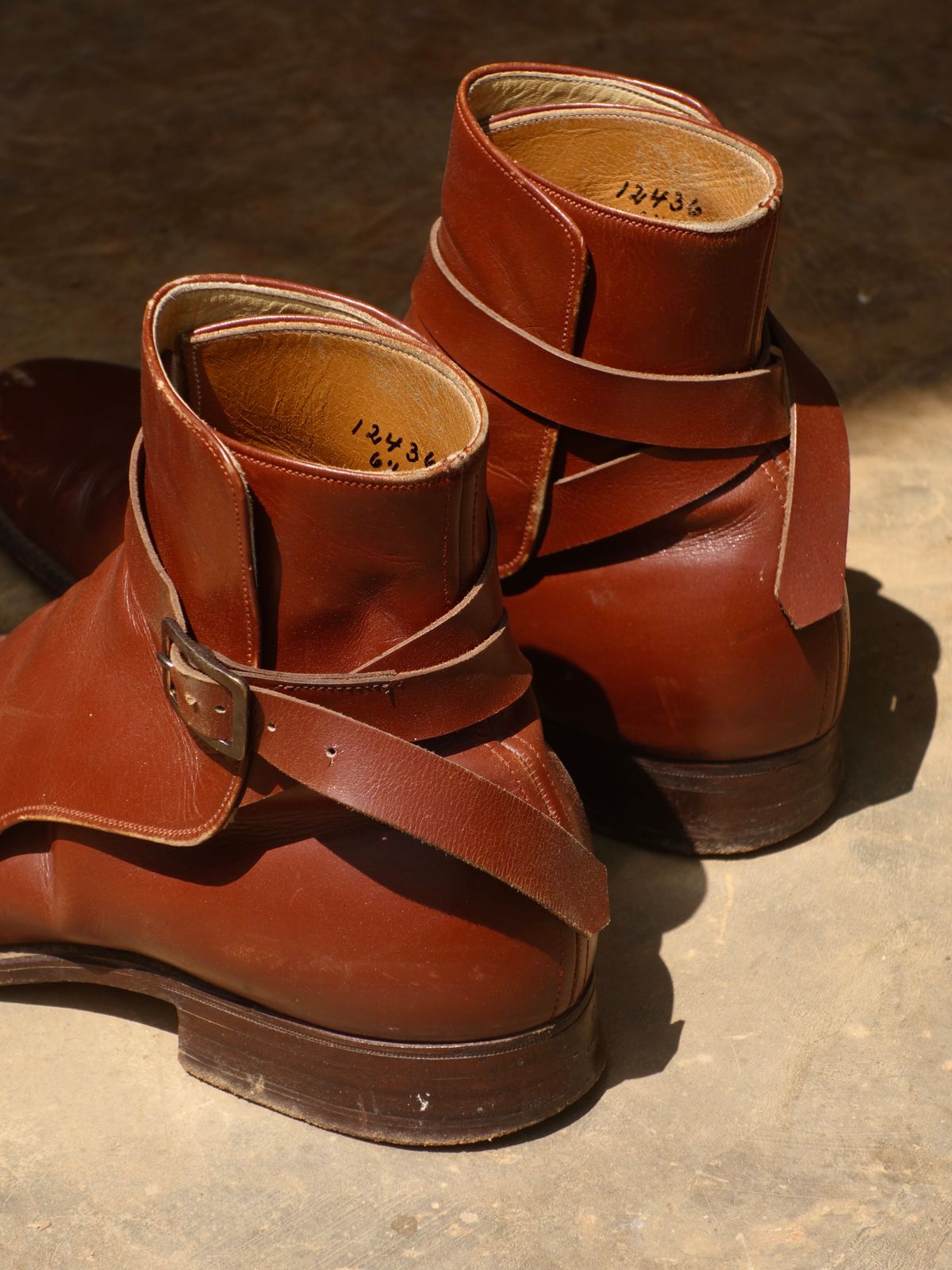 Photo by luutruc07 on April 8, 2024 of the Ring & Brewer Jodhpur in Brown Calf.