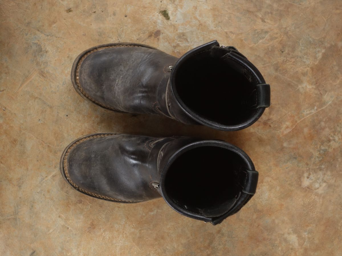 Photo by luutruc07 on January 4, 2023 of the Wesco Boss Engineer Boot in Unlisted Leather.