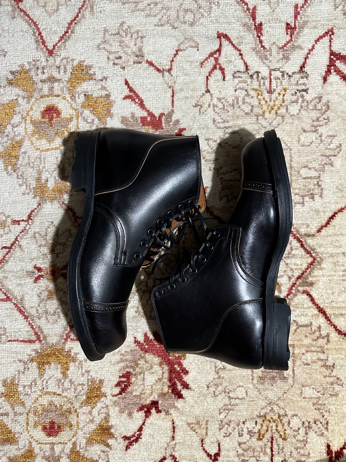 Photo by mattmcmhn on November 7, 2023 of the Viberg Service Boot BCT in Shinki Black Oiled Horsebutt.