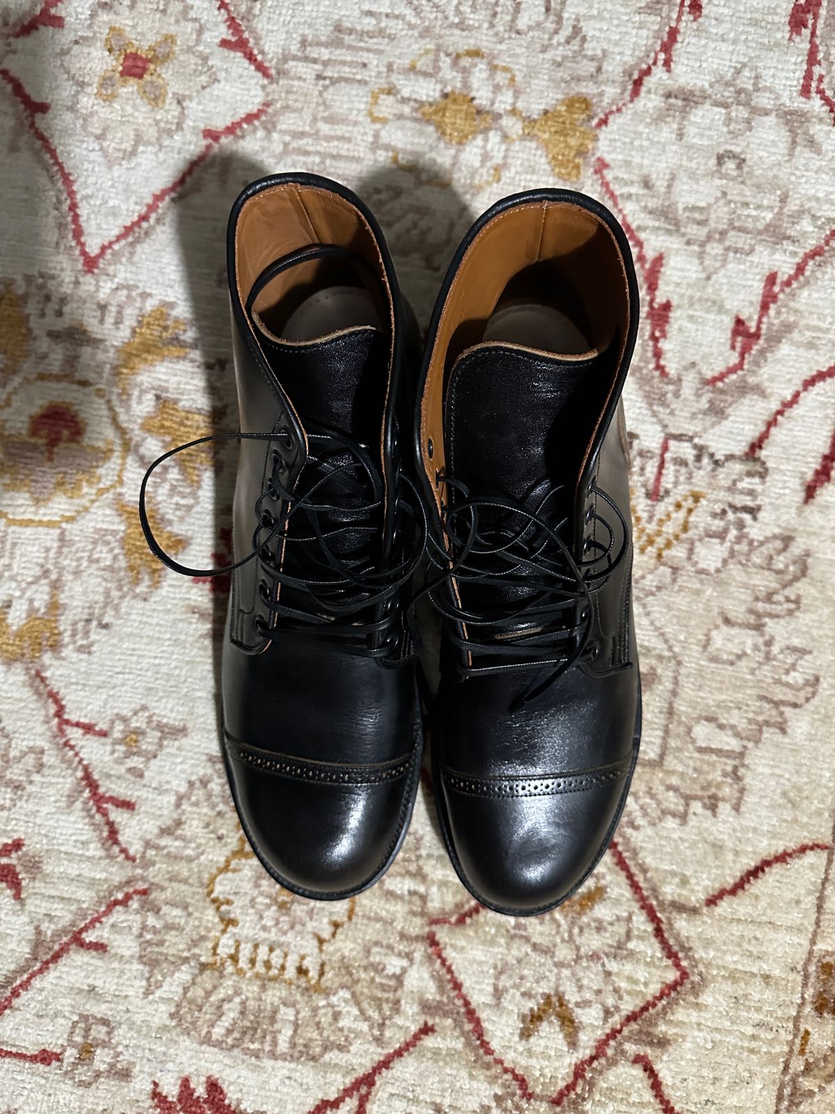 Photo by mattmcmhn on November 7, 2023 of the Viberg Service Boot BCT in Shinki Black Oiled Horsebutt.