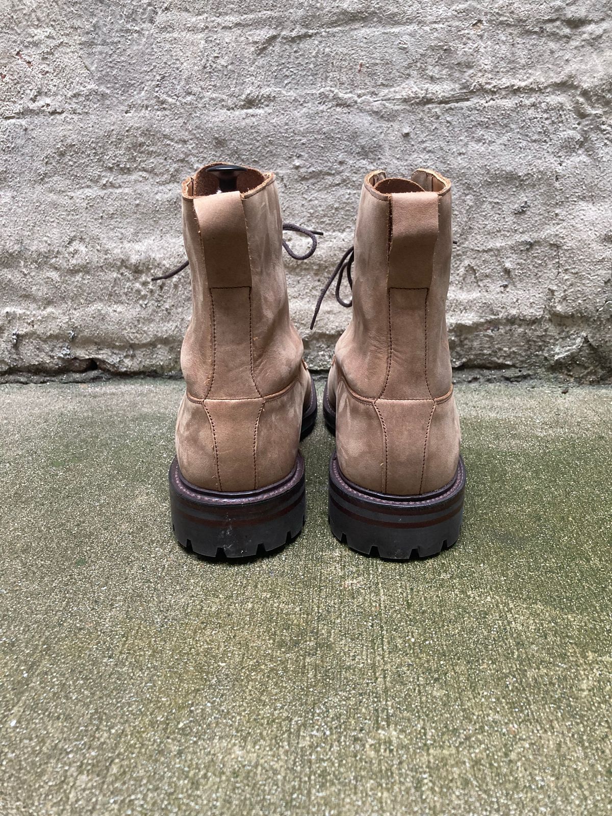 Photo by jamwithsam on October 1, 2022 of the Crockett & Jones Grizedale in Horween Bronze Oiled Sides.
