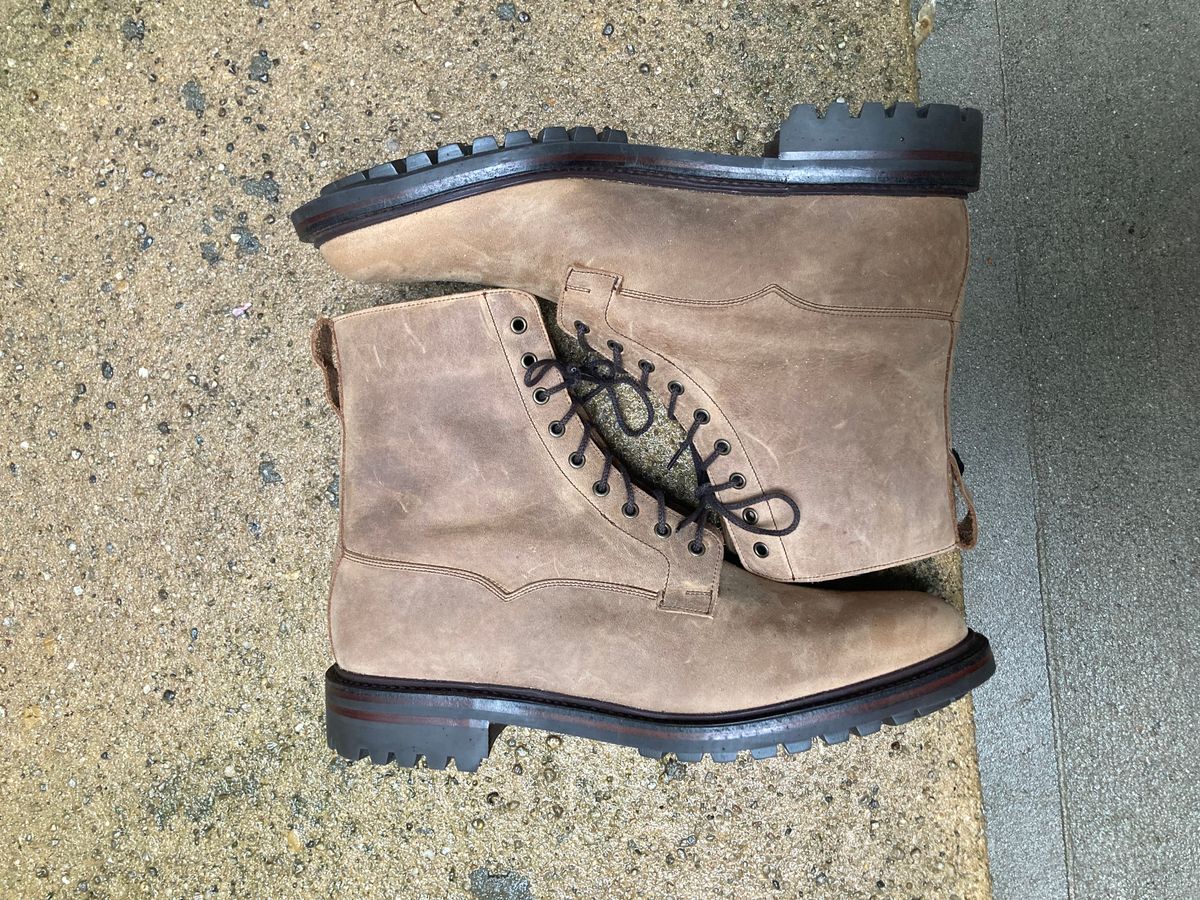 Photo by jamwithsam on October 1, 2022 of the Crockett & Jones Grizedale in Horween Bronze Oiled Sides.