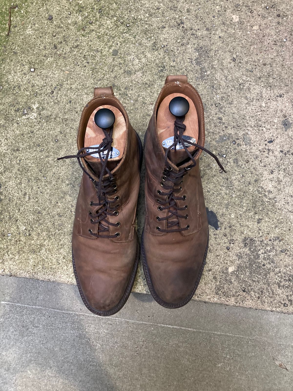 Photo by jamwithsam on March 5, 2023 of the Crockett & Jones Grizedale in Horween Bronze Oiled Sides.