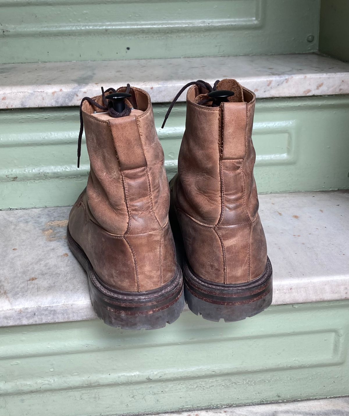 Photo by jamwithsam on April 4, 2023 of the Crockett & Jones Grizedale in Horween Bronze Oiled Sides.