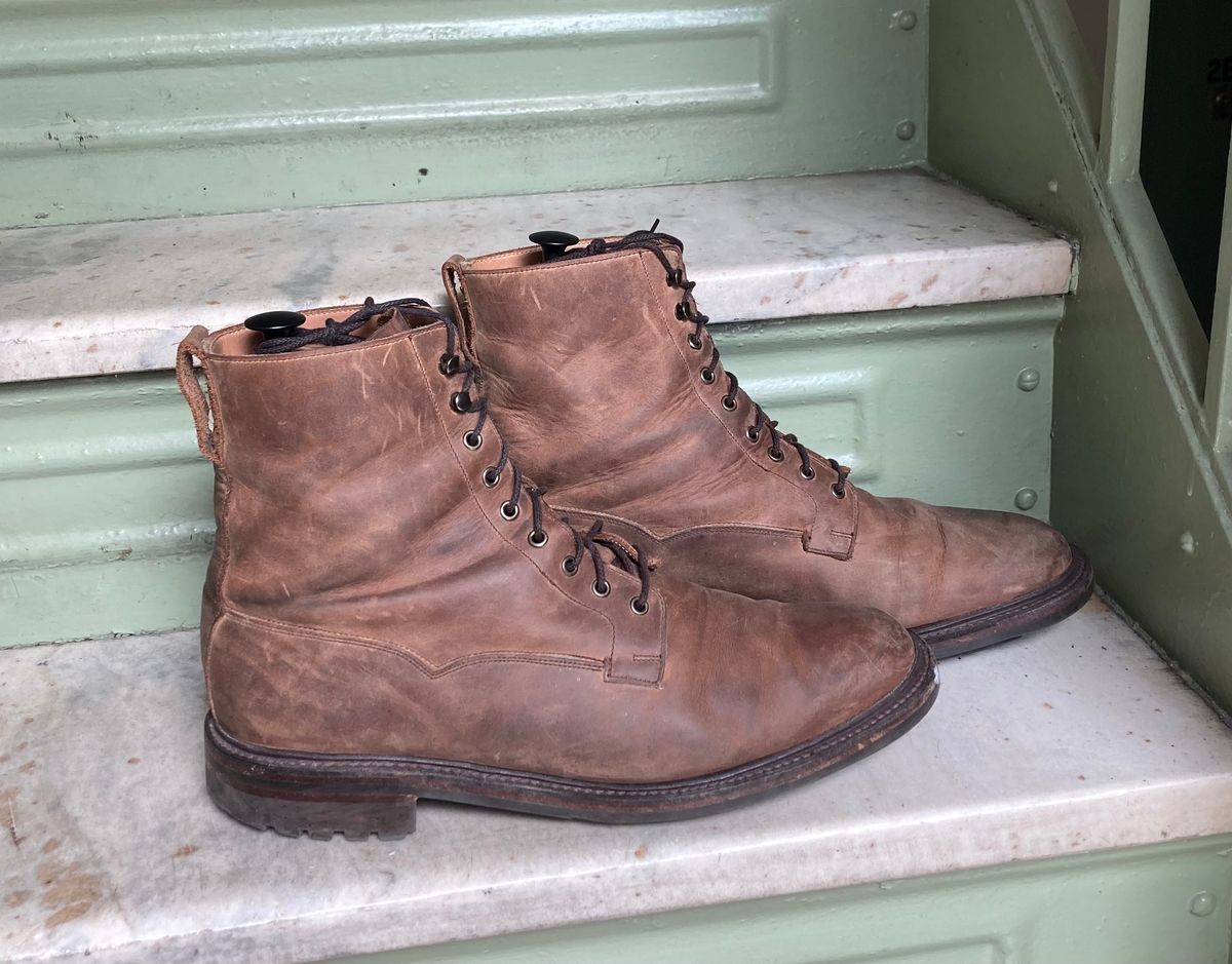 Photo by jamwithsam on April 4, 2023 of the Crockett & Jones Grizedale in Horween Bronze Oiled Sides.