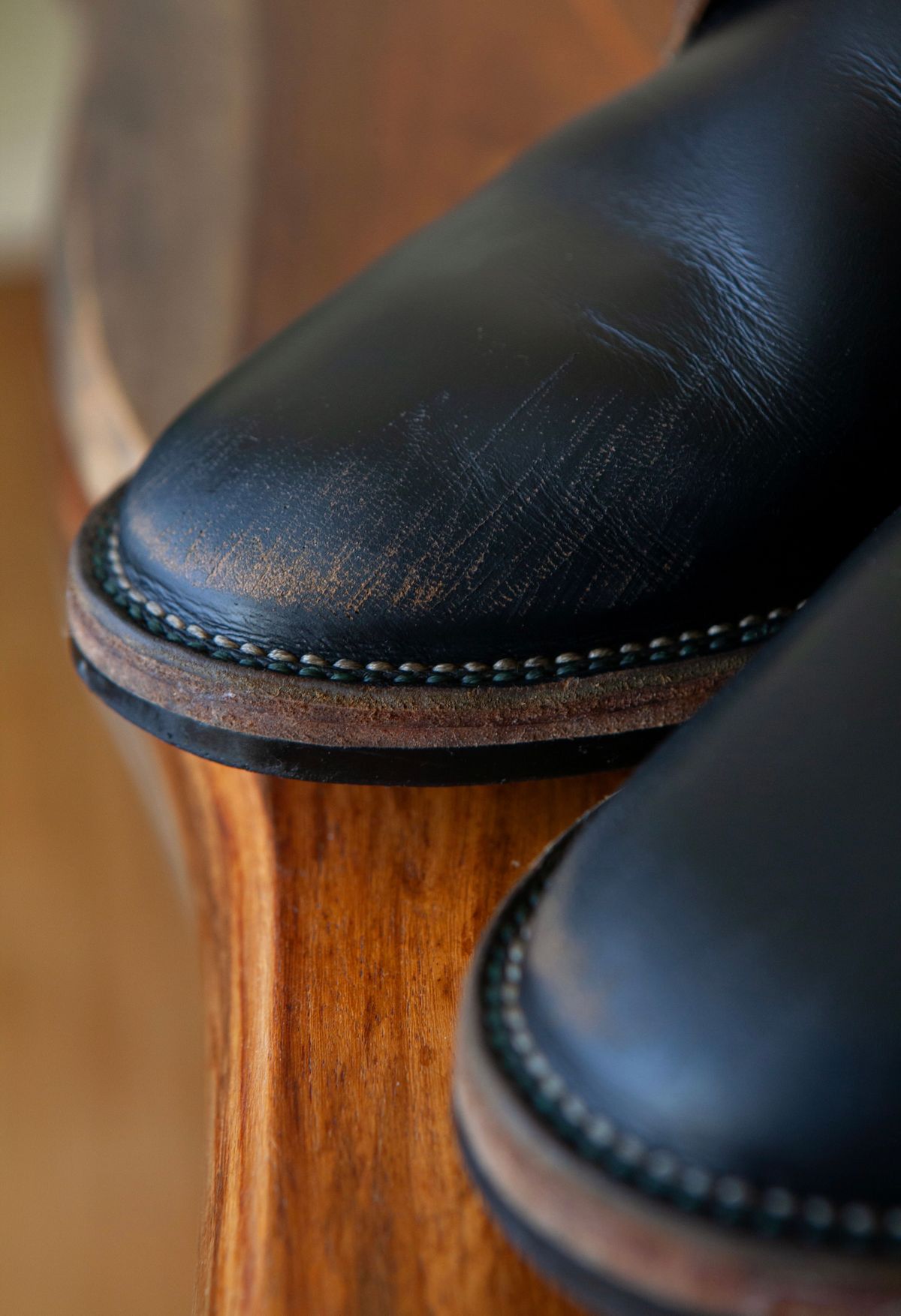 Photo by pigeontree on December 2, 2022 of the Santalum x PTC The Klondike Service Boot in S.B. Foot Black Klondike.