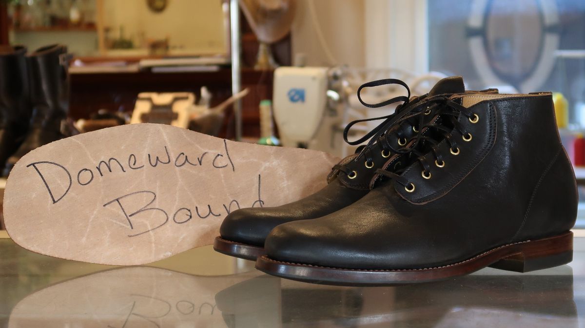 Photo by unsung on October 3, 2023 of the Unsung Prototype in Horween Black Wrangler Horsehide.