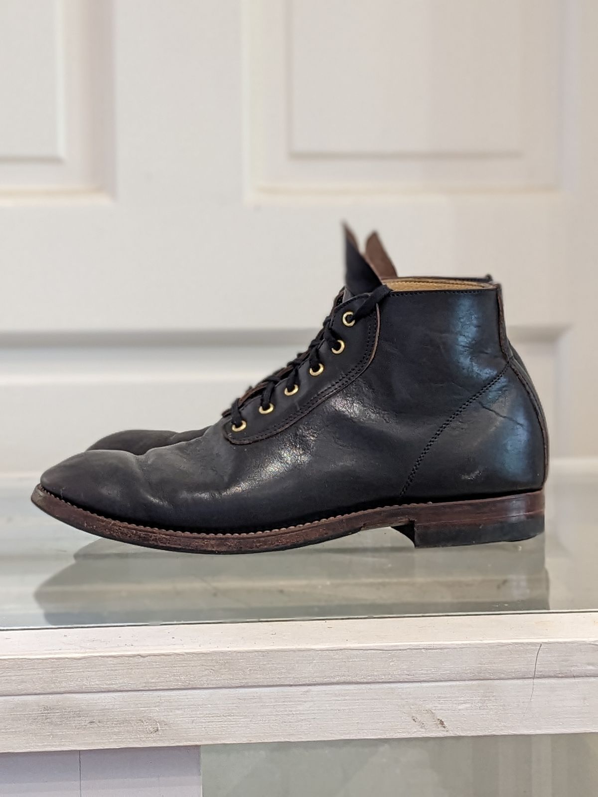 Photo by unsung on November 1, 2023 of the Unsung Prototype in Horween Black Wrangler Horsehide.