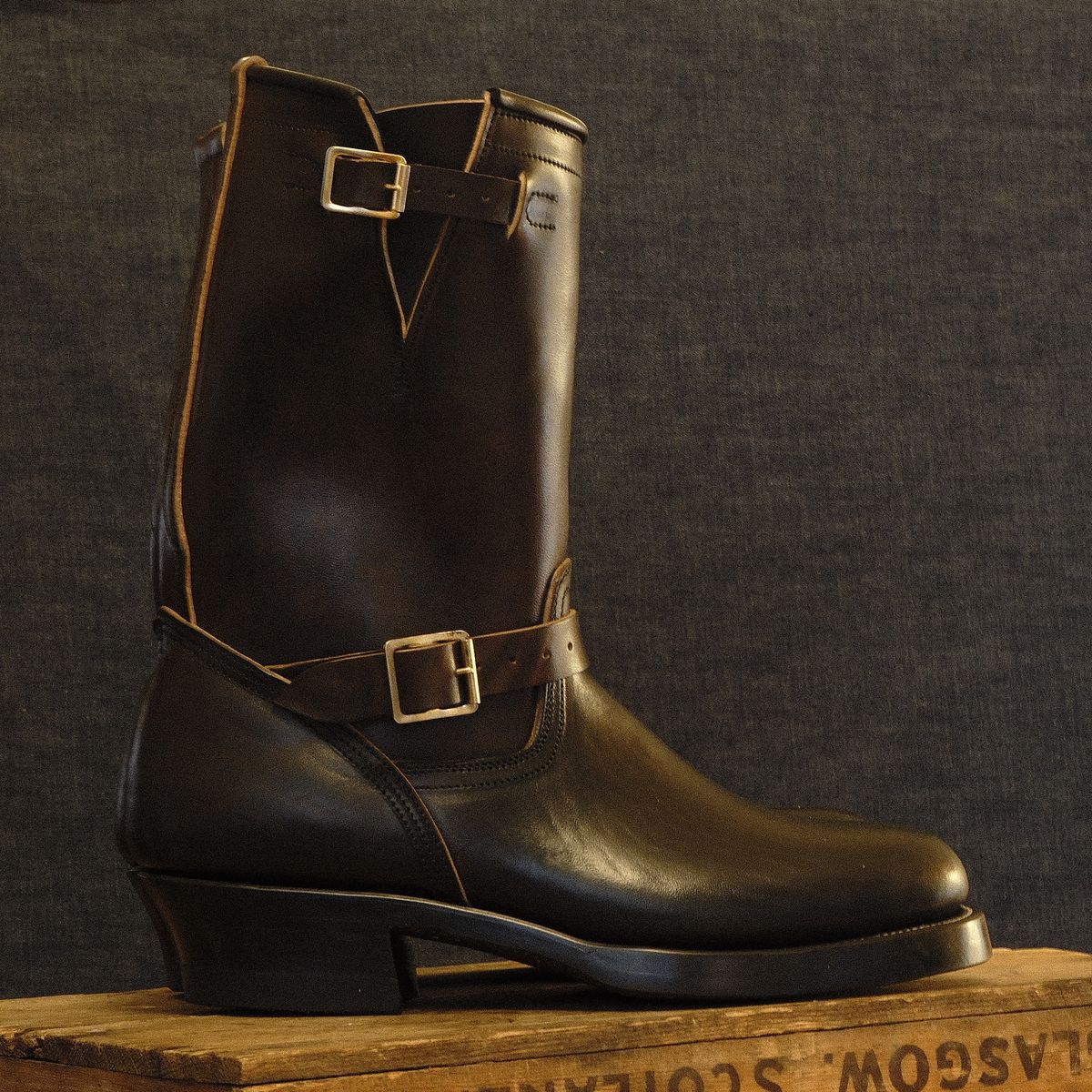 Photo by unsung on November 4, 2025 of the Unsung U 22-2 Engineer Boot in Maryam Black Horsebutt.