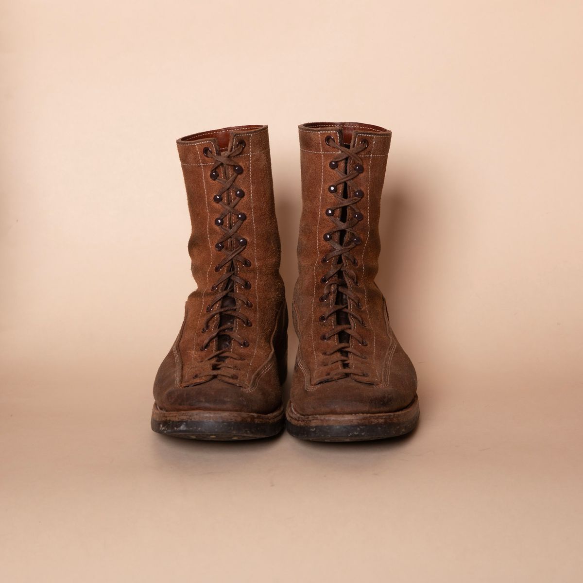 Photo by unsung on March 5, 2025 of the Unsung Prototype LTT in Horween Natural Waxed Flesh.