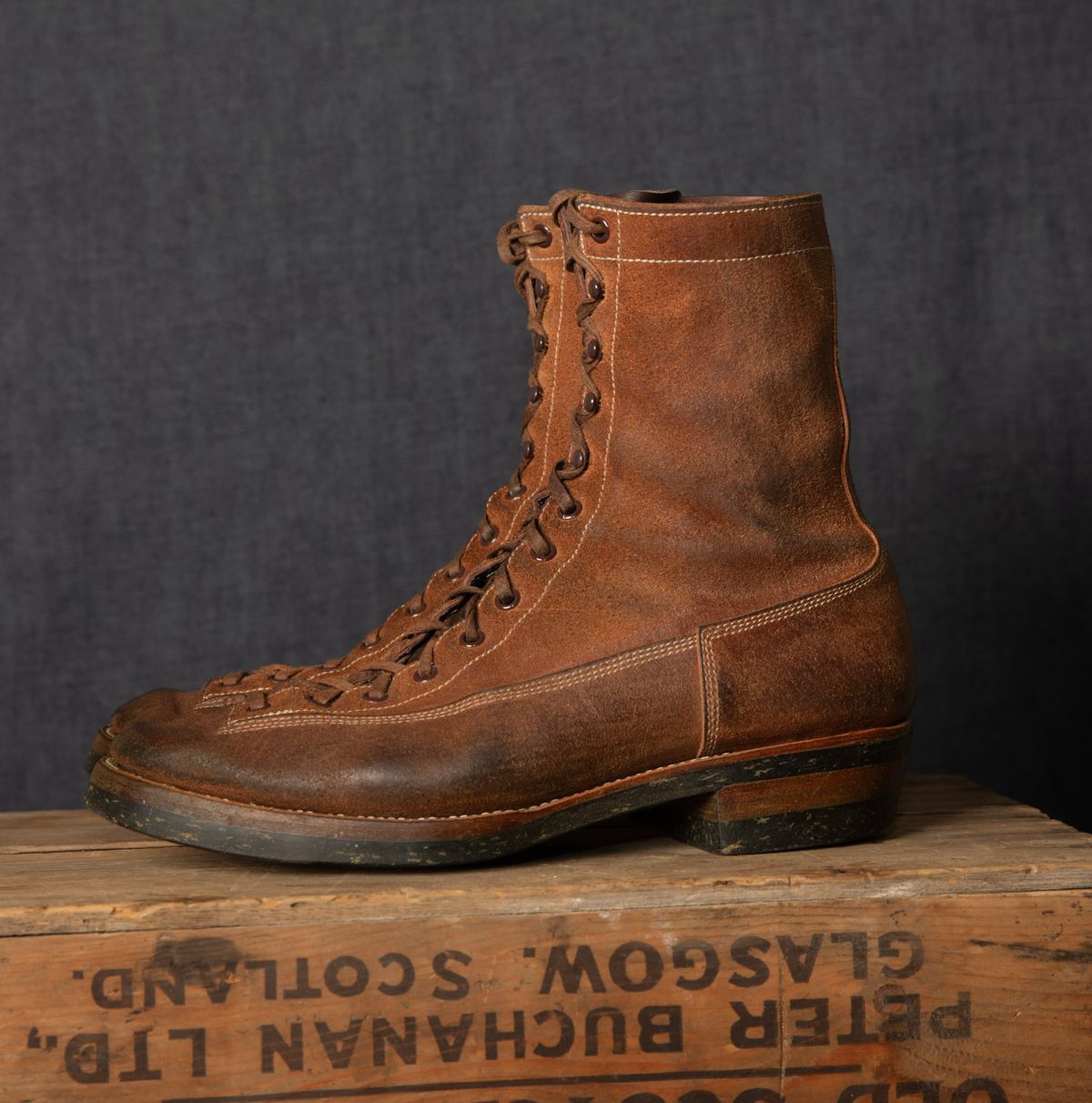 Photo by unsung on April 3, 2025 of the Unsung Prototype LTT in Horween Natural Waxed Flesh.