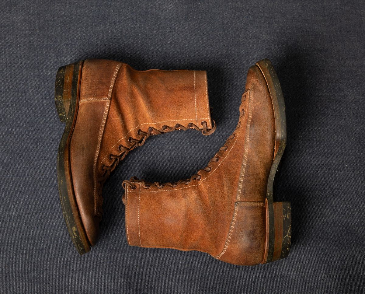 Photo by unsung on April 3, 2025 of the Unsung Prototype LTT in Horween Natural Waxed Flesh.