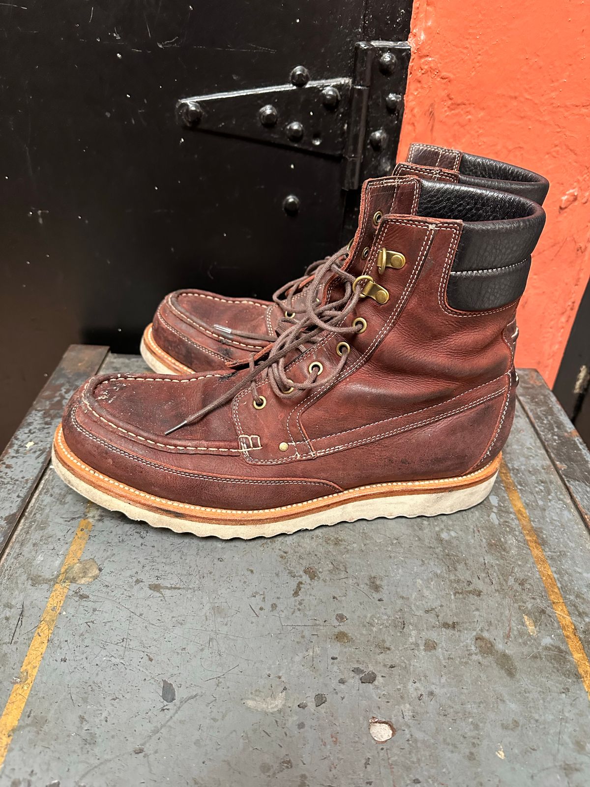 Photo by TSF415 on November 5, 2022 of the Grant Stone Field Boot in C.F. Stead Dark Burgundy Classic Kudu.