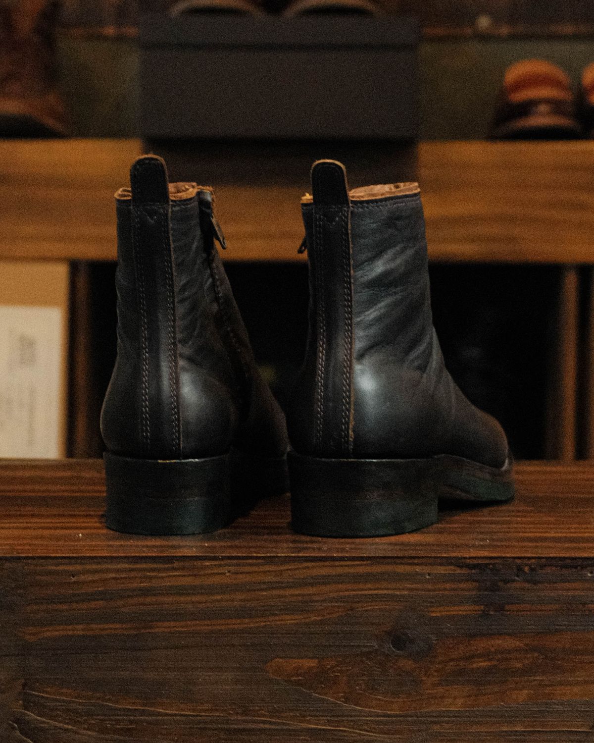 Photo by akito on October 1, 2024 of the Akito Wholecut Side Zip in Prime Asia.
