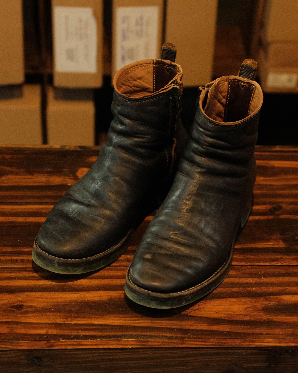 Photo by akito on November 5, 2024 of the Akito Wholecut Side Zip in Prime Asia.