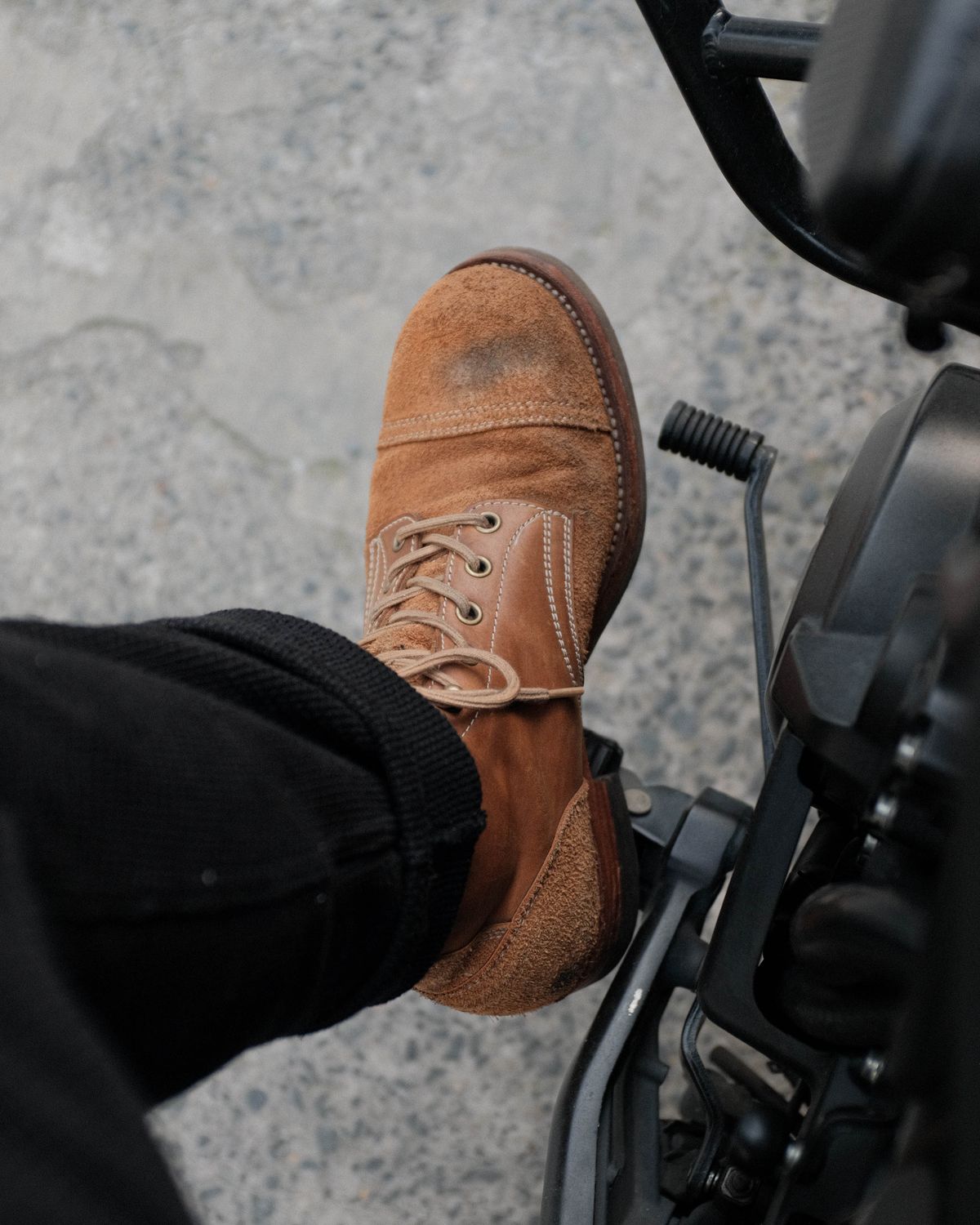 Photo by akito on December 2, 2023 of the Akito Heritage Boots in Unknown Leather.