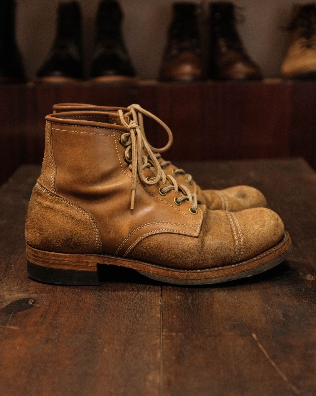 Photo by akito on April 2, 2024 of the Akito Heritage Boots in Unknown Leather.